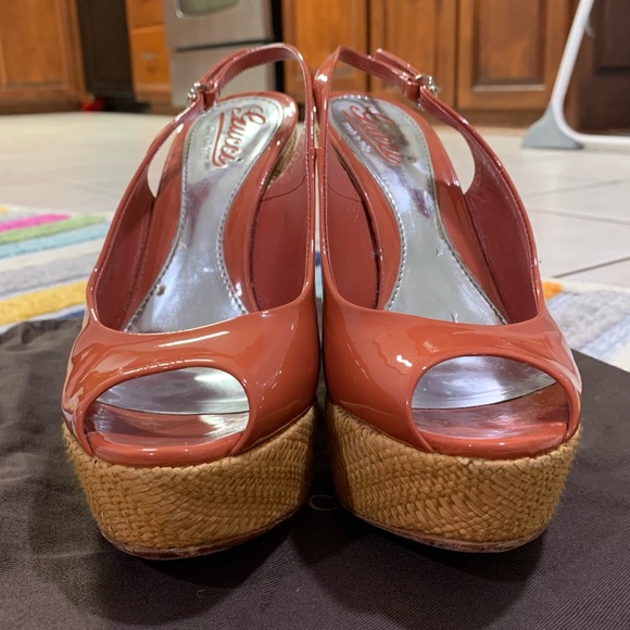 GUCCI Coral Vitello Vernice Soft Starfish Patent Leather Platform Wedges 258355 - Picture 5 of 16